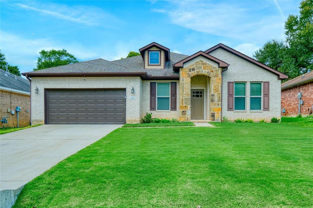 12092 La Salle River Road, Conroe