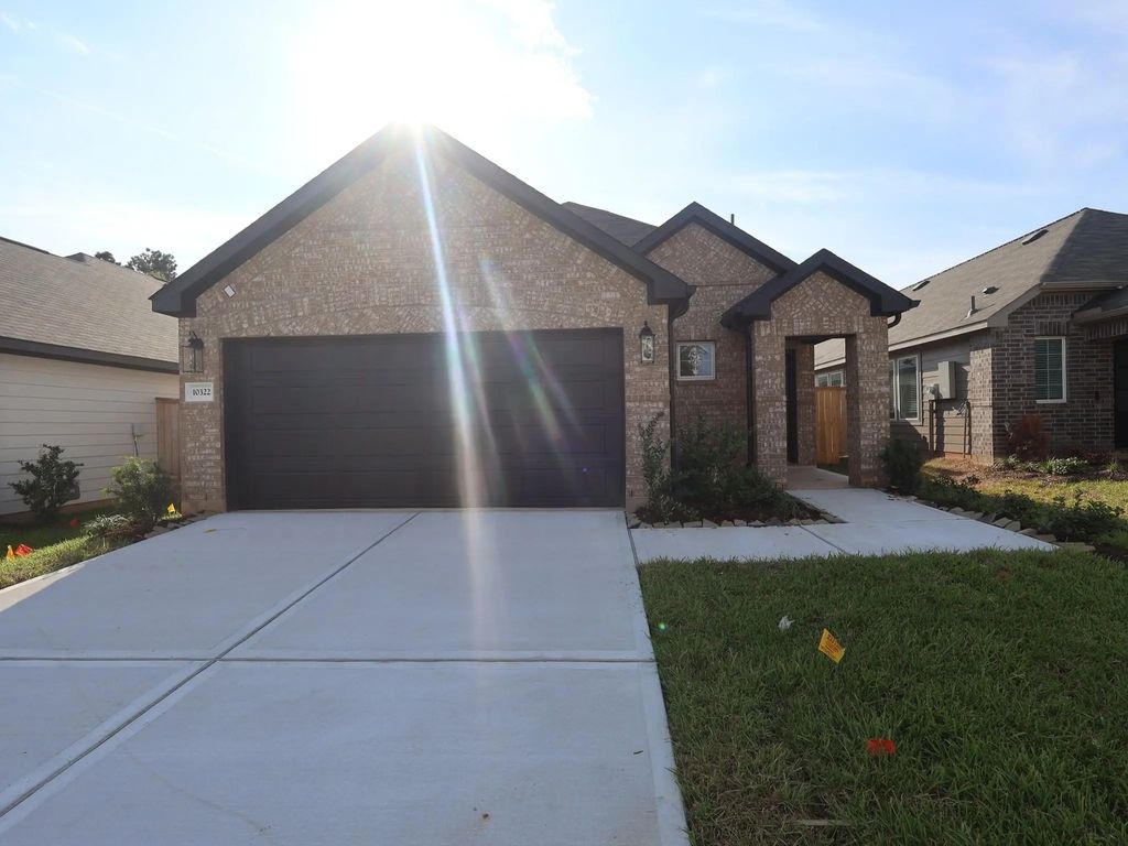 10322 Navarro Path, Montgomery