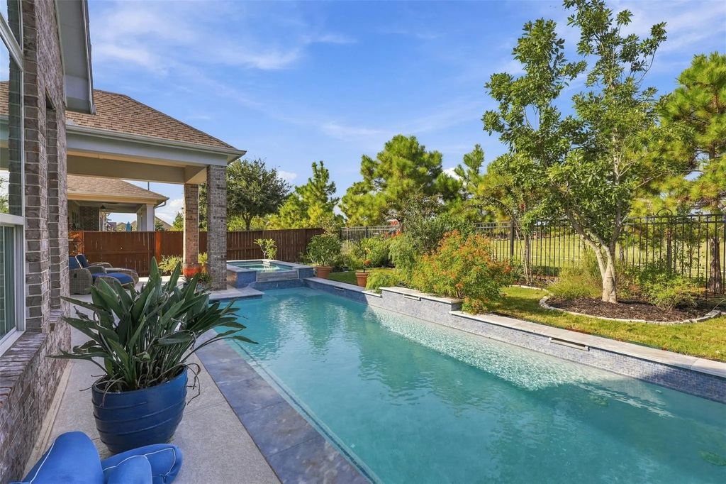 4711 Gilbert Road, Rosharon