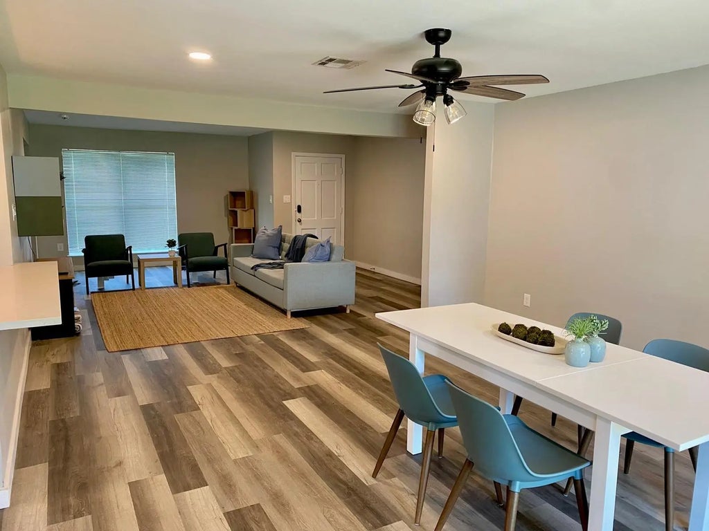 6023 Claridge Drive, Houston