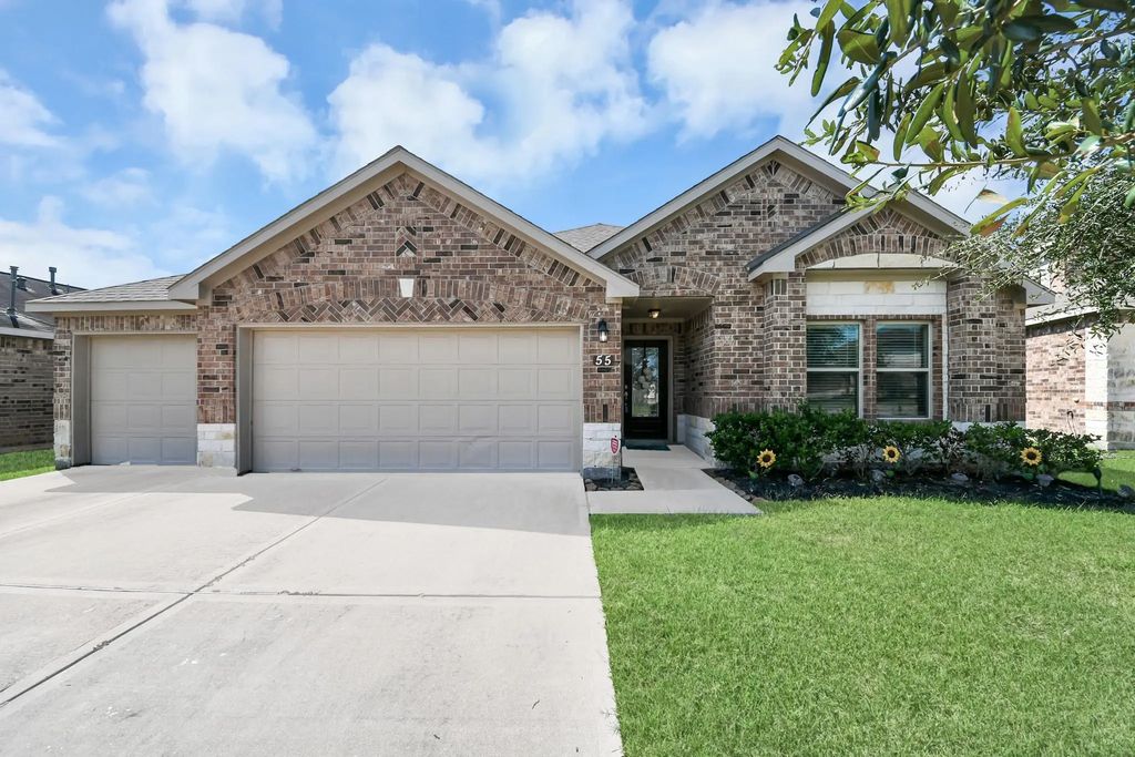55 Alyssa Palms Drive, Manvel