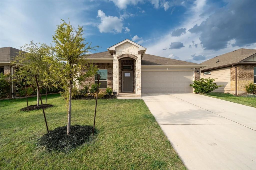 201 Elm Creek Drive, Hutto