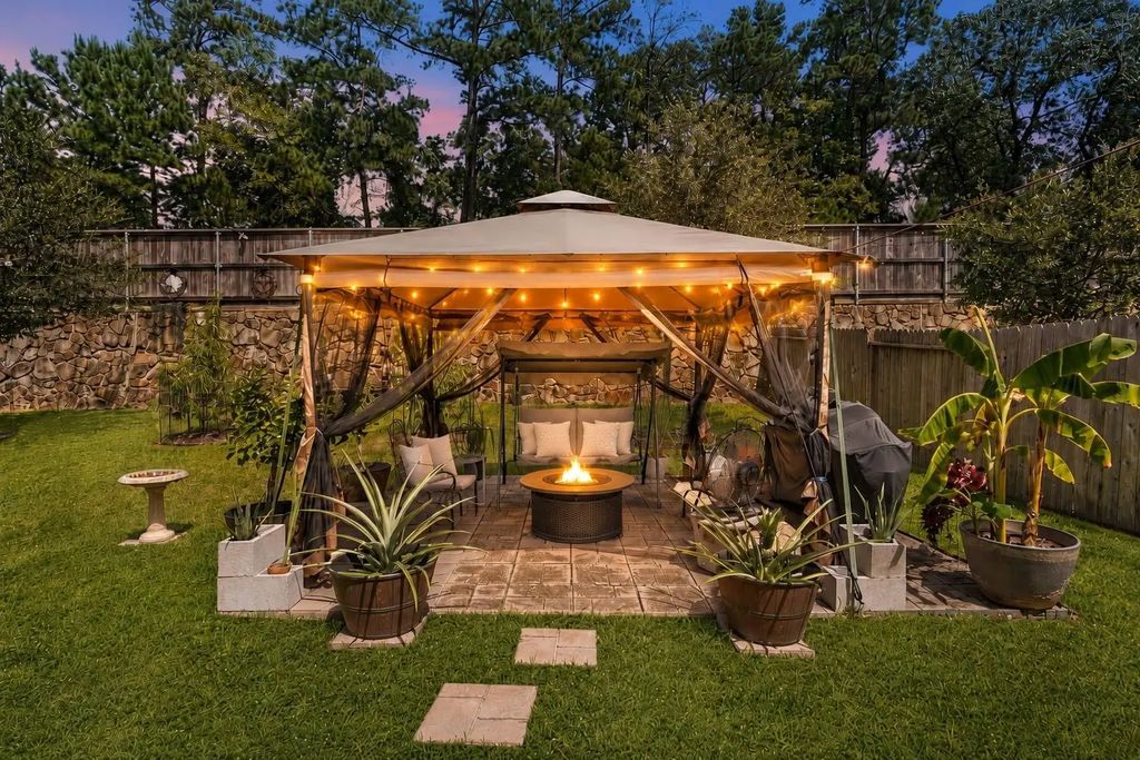 5835 Brimstone Hill Lane, Conroe