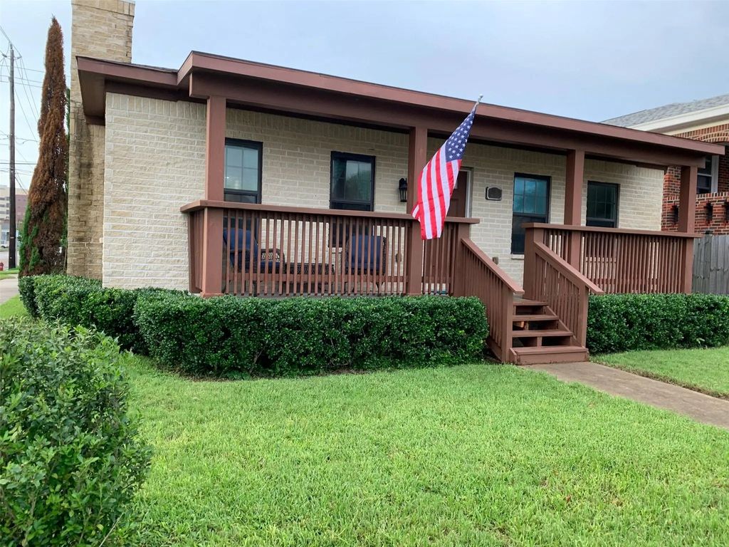 728 Sealy Street, Galveston
