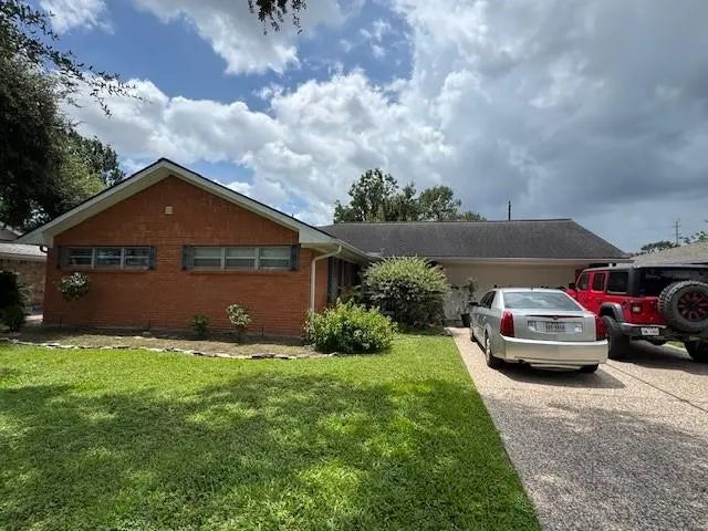 6515 Lindyann Lane, Houston