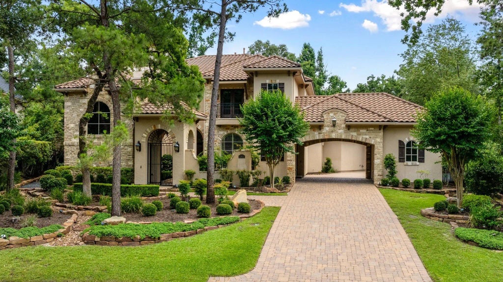 10 Maroon Creek Court, The Woodlands
