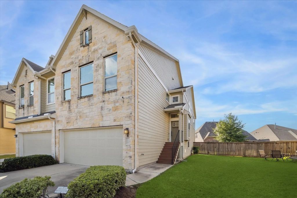 12247 Stellano Lane, Richmond