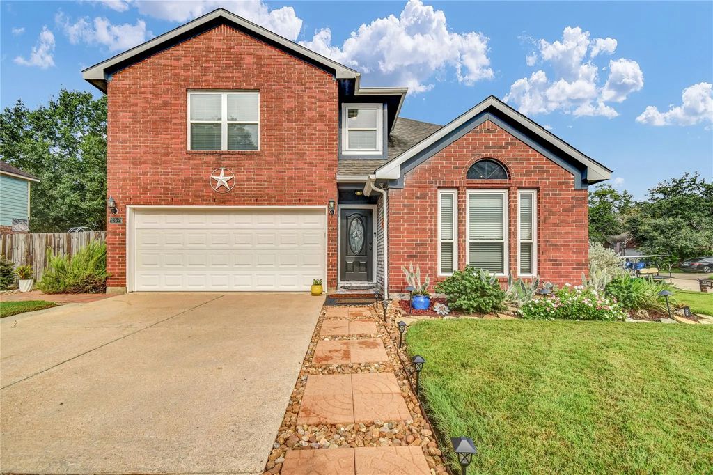 257 N Ranch House Road, Angleton