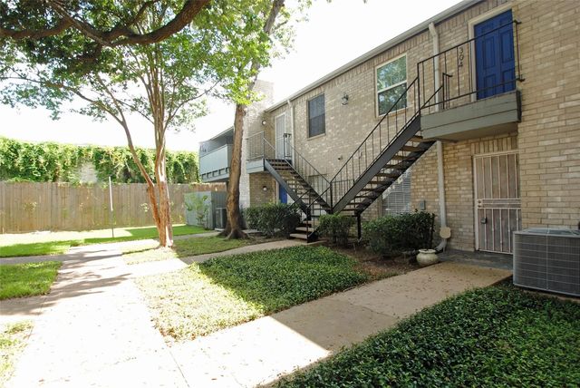 9797 Leawood Boulevard 302, Houston
