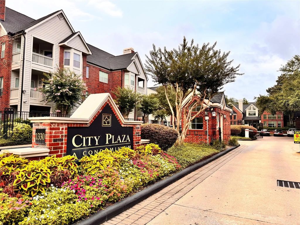 1330 Old Spanish Trail 1206, Houston