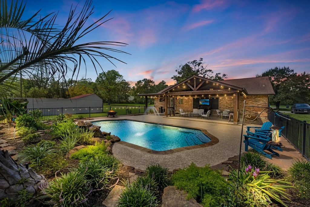 22698 Brook Forest Road, New Caney