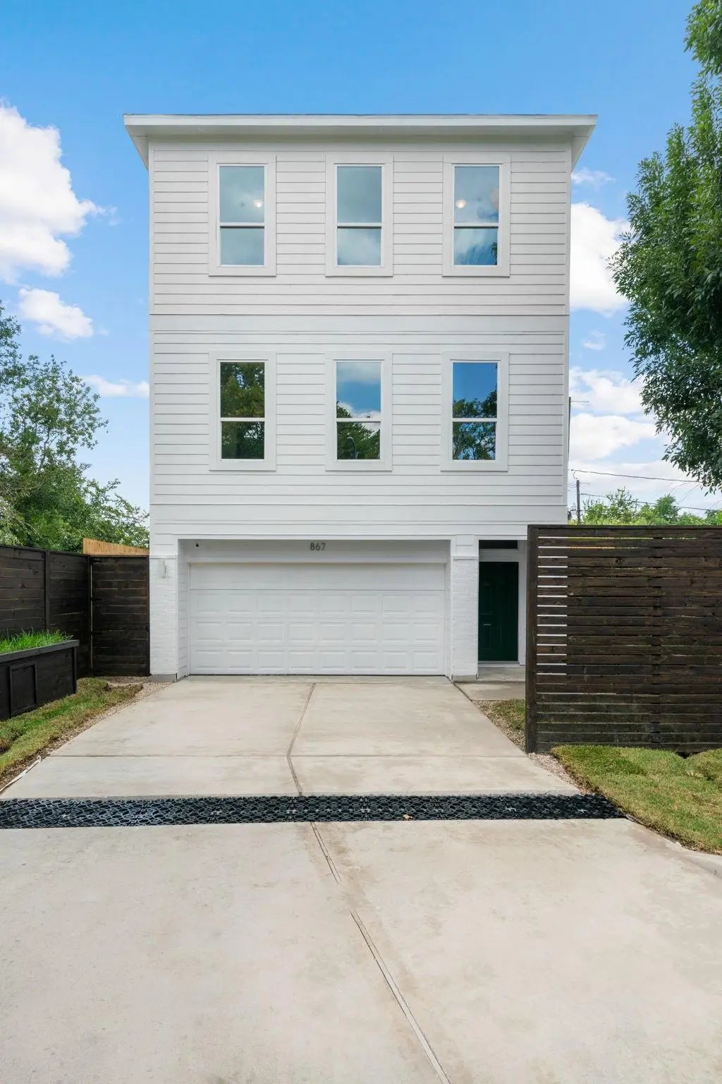 867 E Lonnie Lane, Houston