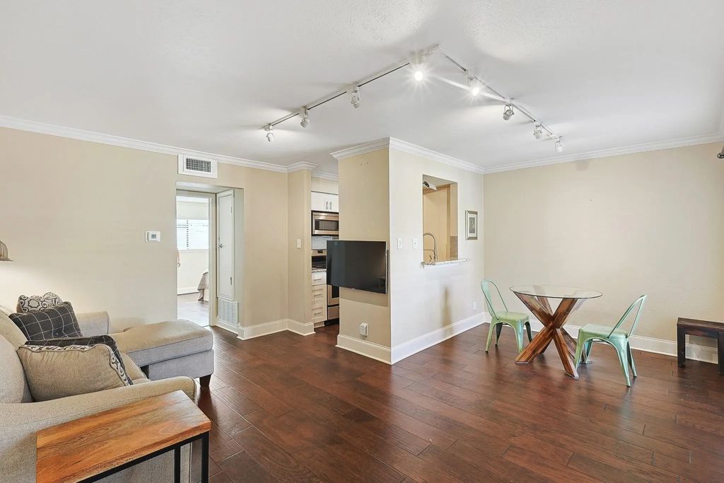 3402 Garrott Street 15, Houston