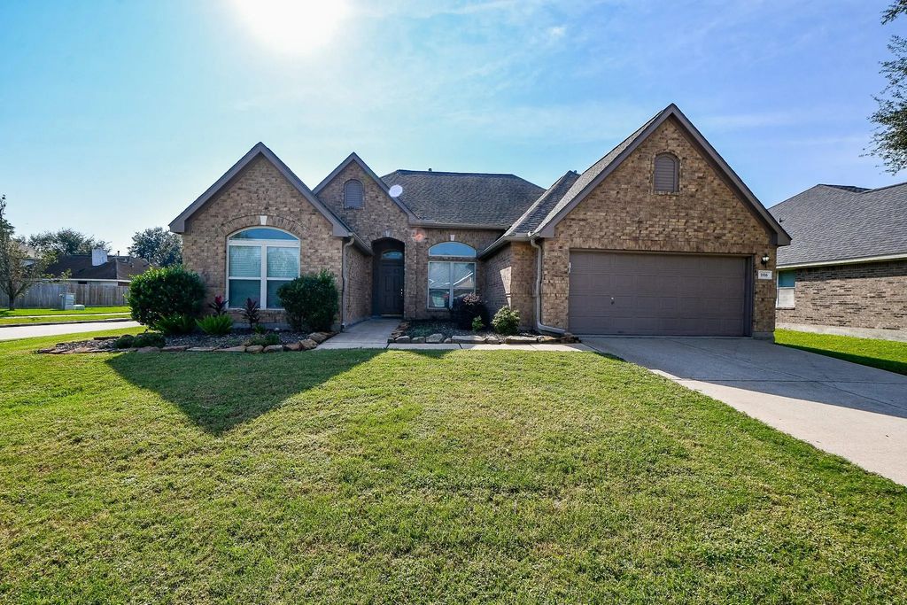 1816 Oak Lodge Drive, Pearland