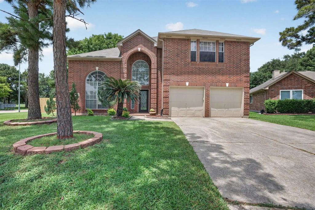 15010 Chestnut Falls Drive, Cypress