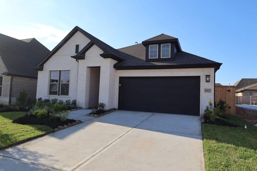42823 Manzano Street, Magnolia