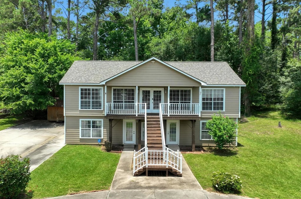 360 Holiday Lane, Coldspring