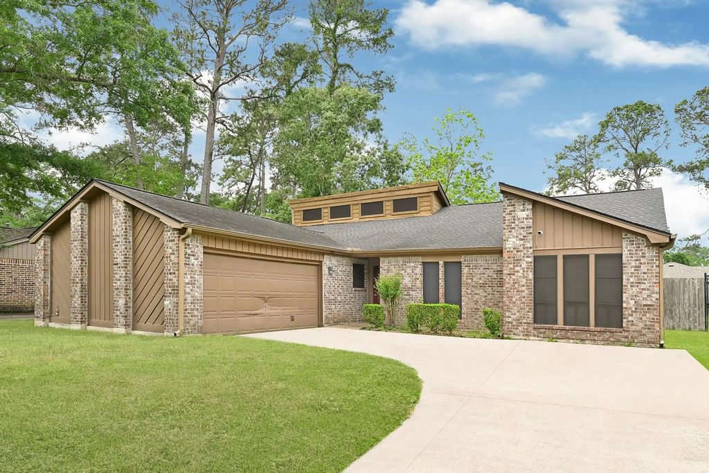 2903 Woodland Grove Drive, Houston