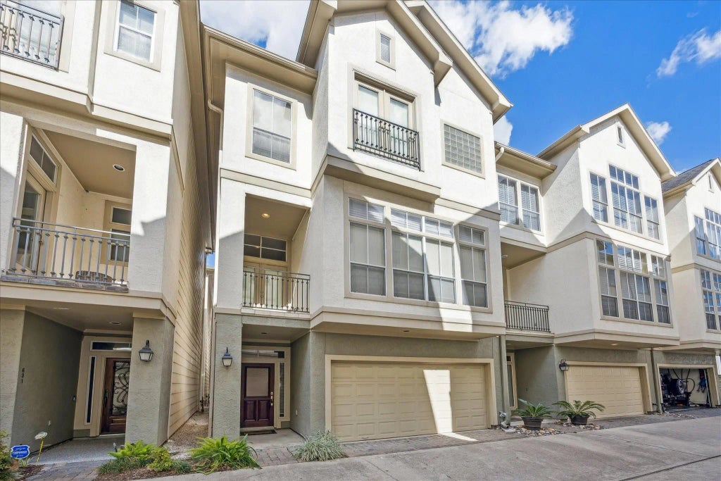 633 Hartman Street, Houston