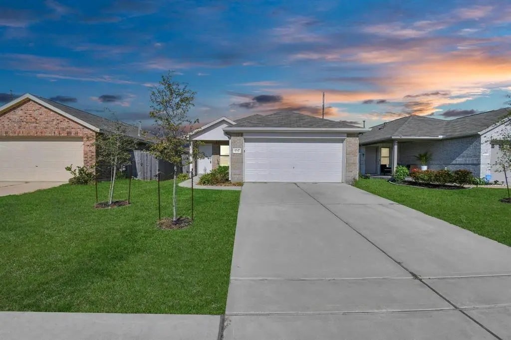 4347 Palmetto Grove Lane, Baytown