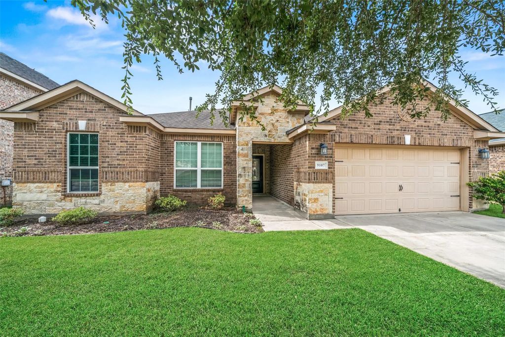 9107 Nina Road, Conroe