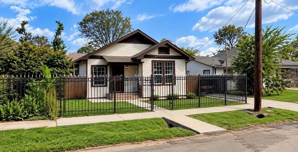 2206 Stevens Street, Houston
