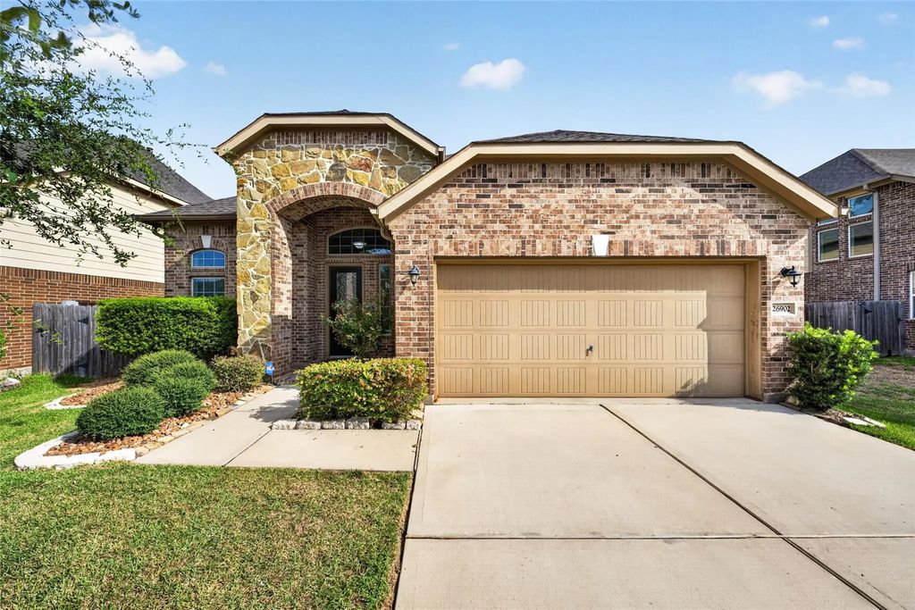 26902 Skylark Bluff Trail, Katy
