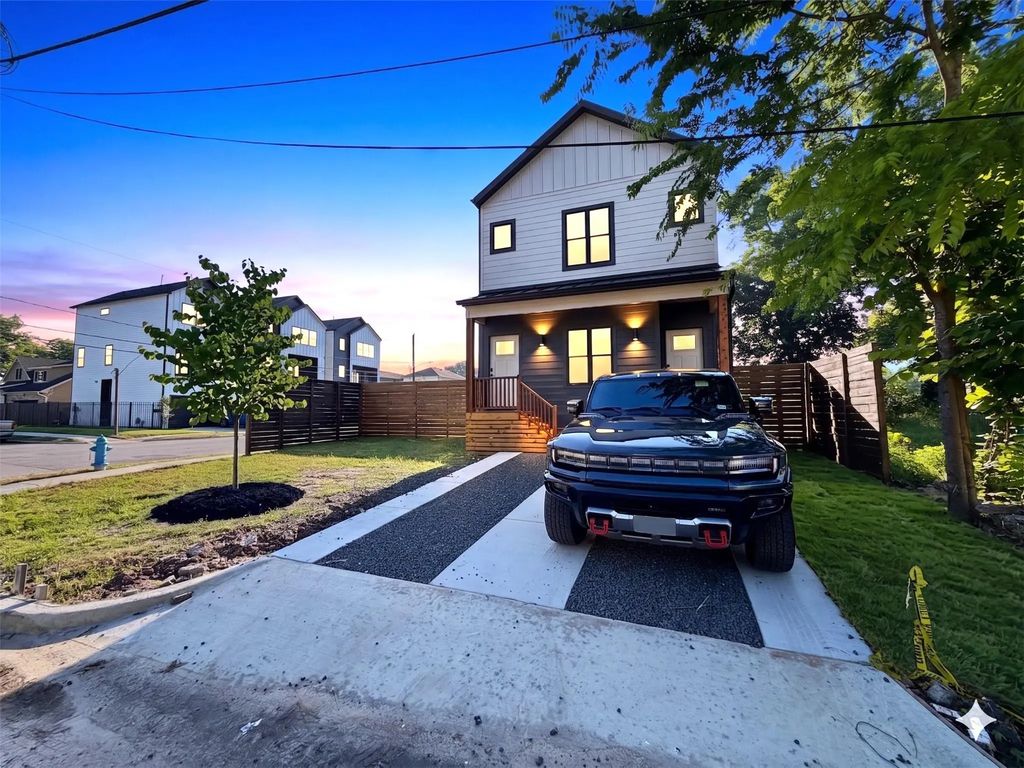 1002 E 33rd Street, Houston