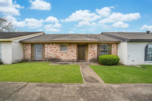 7265 Chasewood Drive, Houston