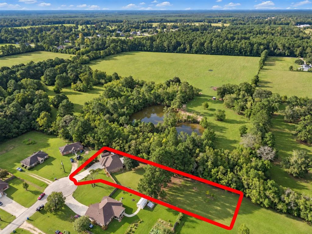 1 County Road 2208 2, Cleveland