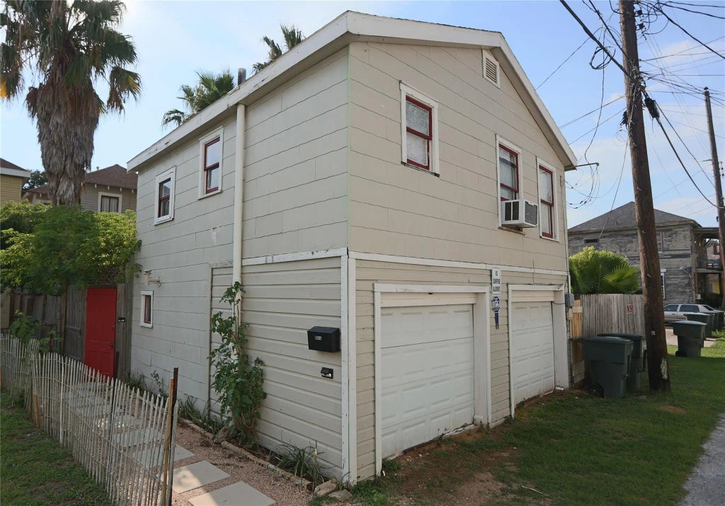 1404 26th Street Rear, Galveston