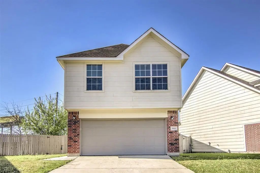 9811 S Galwan Circle, Houston