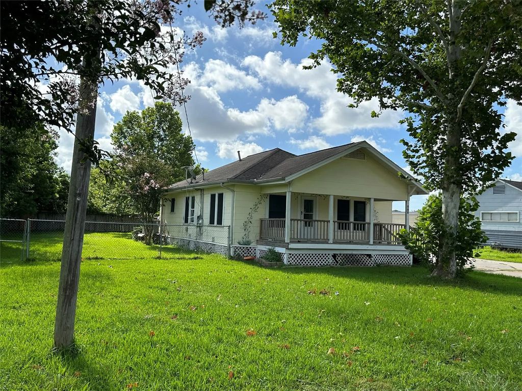 813 Hudler Street, La Marque