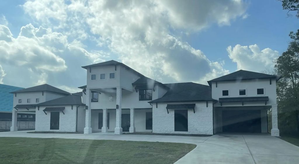 27583 S Lazy Meadow Way, Spring