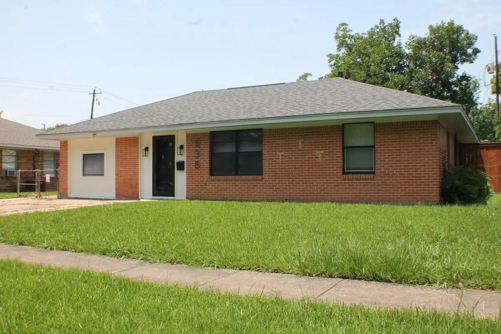 935 Creager Street, Houston