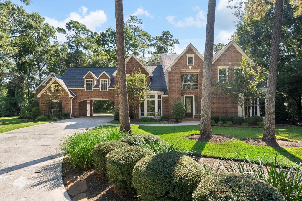 27 Misty Grove Circle, The Woodlands