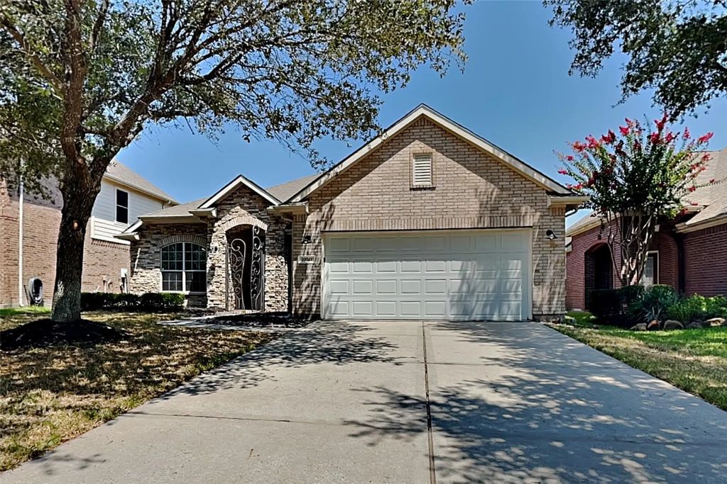 20743 Oakhurst Park Drive, Porter