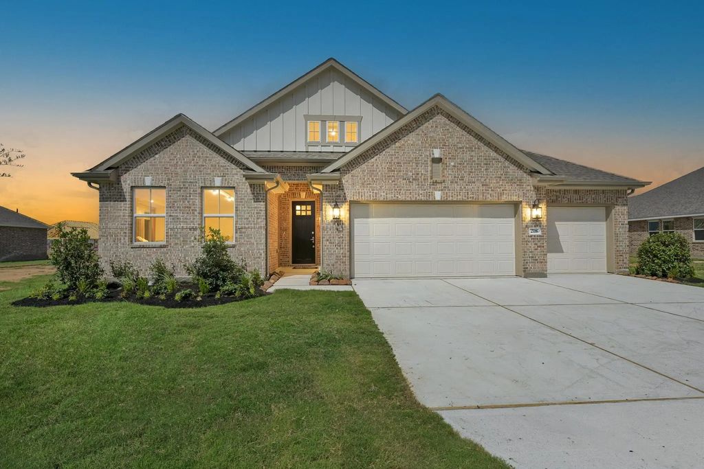 218 Dunovant Drive, Sealy