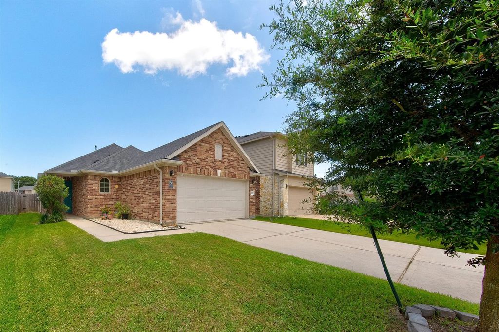 5227 Bay Lane, Bacliff