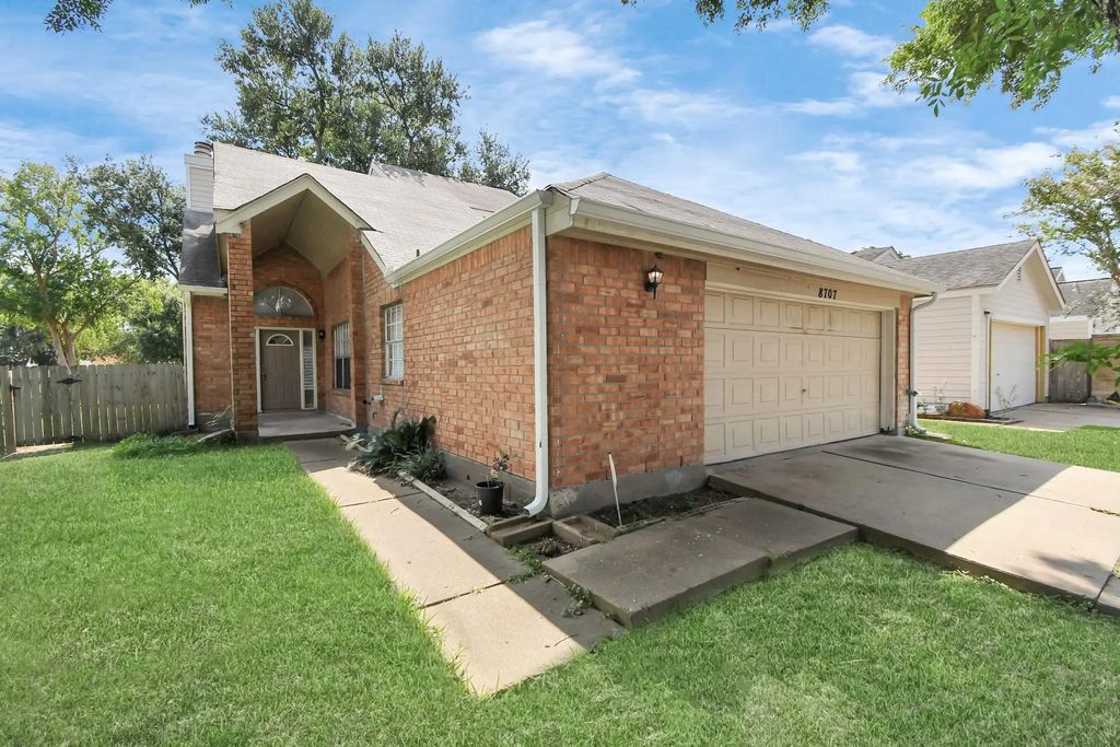 8707 Kalewood Drive, Houston
