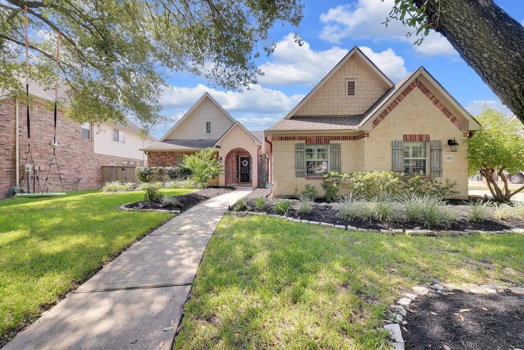 1451 Hatchmere Place, Spring