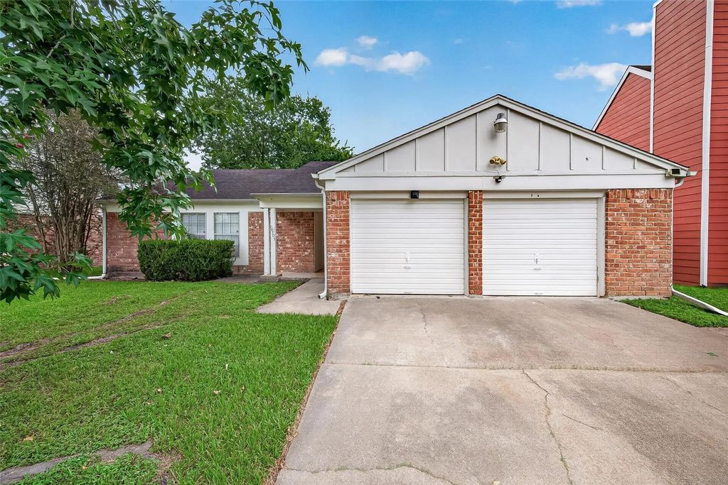 16707 Running Quail Court, Missouri City