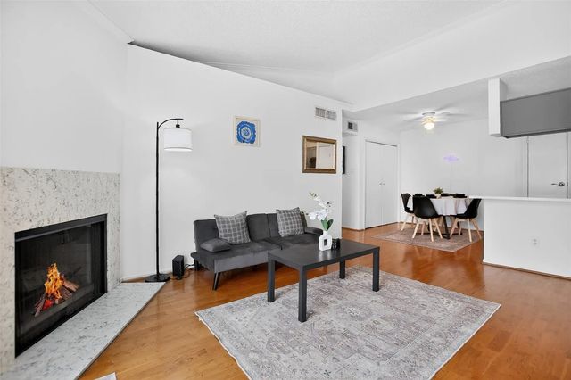 3770 Lovers Wood Lane 610, Houston