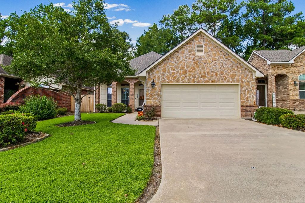 102 Sunshine Lane, Livingston