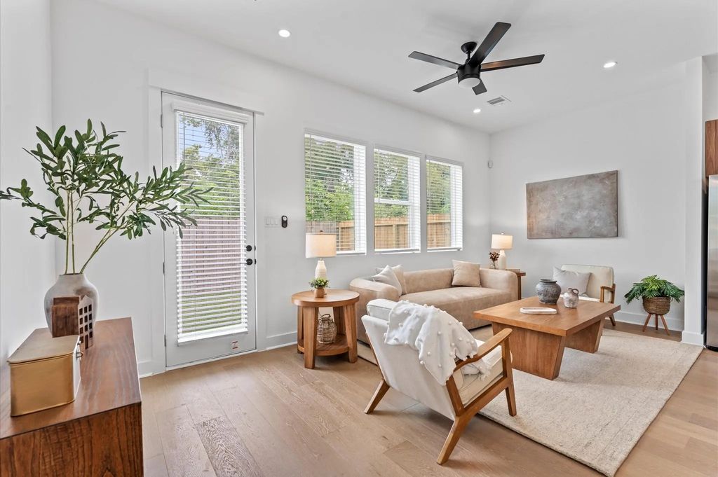 1008 Tuskegee Heights Lane, Houston