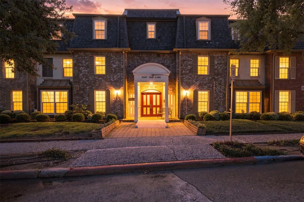 353 N Post Oak Lane 825, Houston