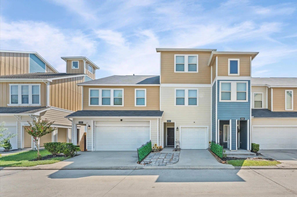 3517 Topango Drive, Pasadena