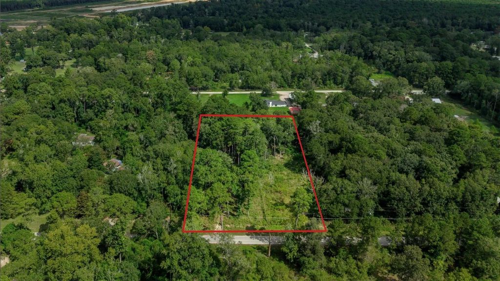 1011 County Road 3709, Splendora
