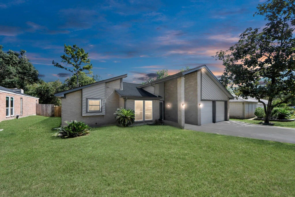 23002 Grand Rapids Lane, Spring