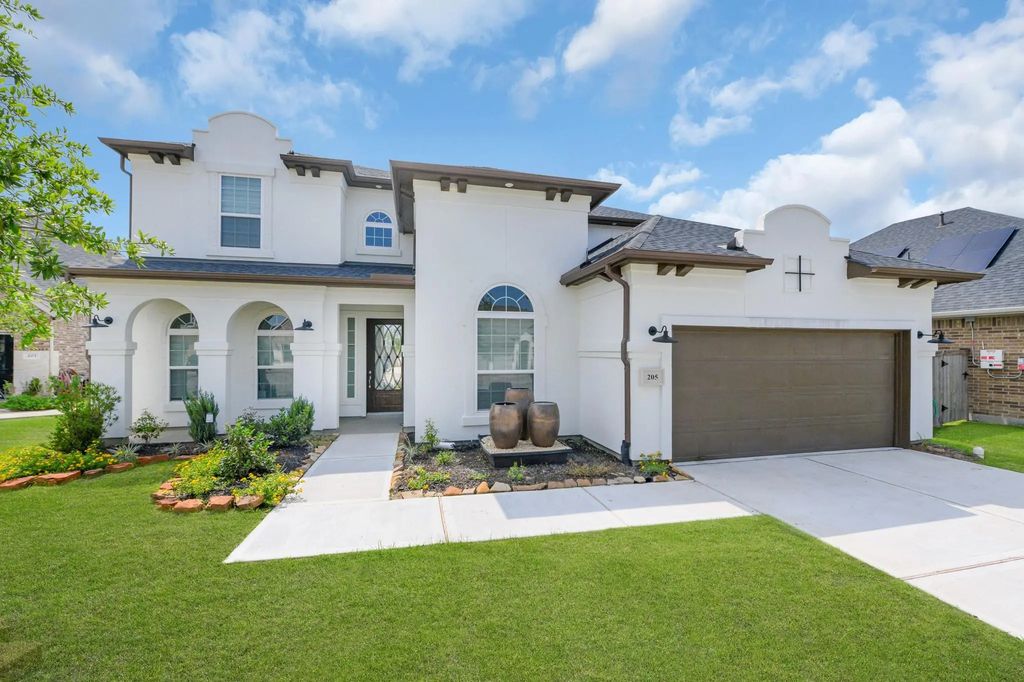 205 Coleman Wake Lane, La Porte